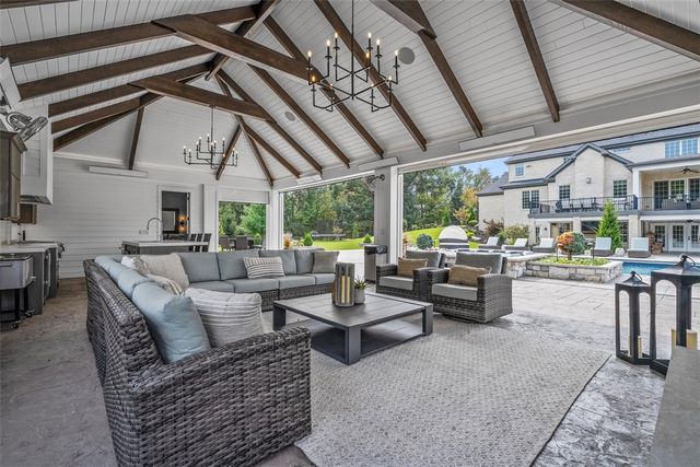 111 HEAVEN LANE, Adams Twp, PA 16046