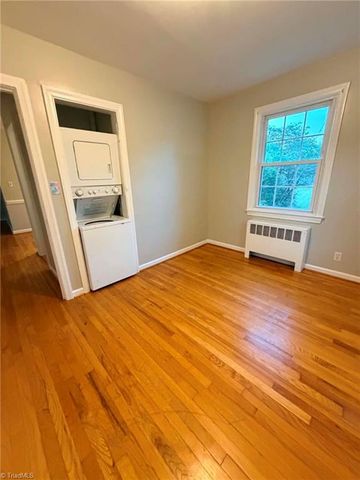 1400 Roslyn Drive, Burlington, NC 27215