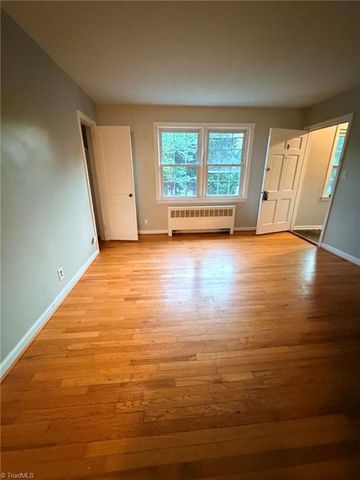 1400 Roslyn Drive, Burlington, NC 27215