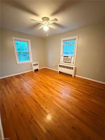 1400 Roslyn Drive, Burlington, NC 27215