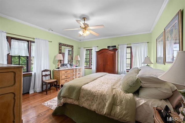 7061 Forsyth Boulevard, University City, MO 63105