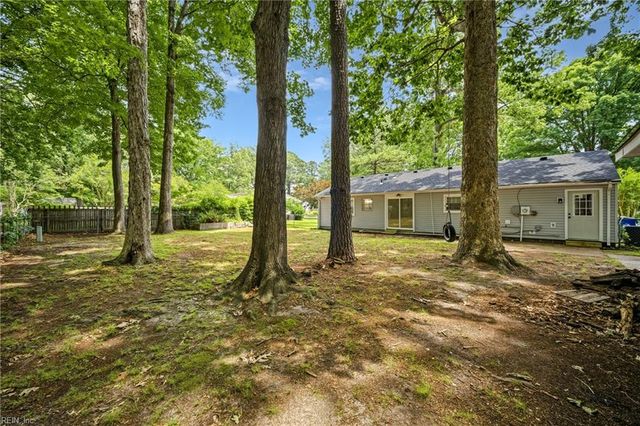 3904 Old Farm RD, Portsmouth, VA 23703