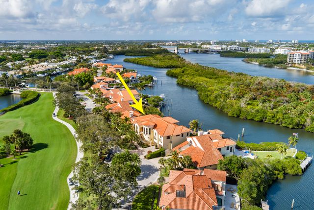 16904 S Passage S, Jupiter, FL 33477