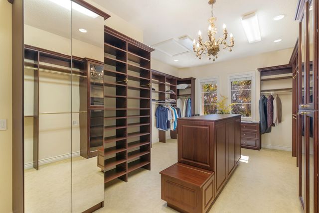 16904 S Passage S, Jupiter, FL 33477