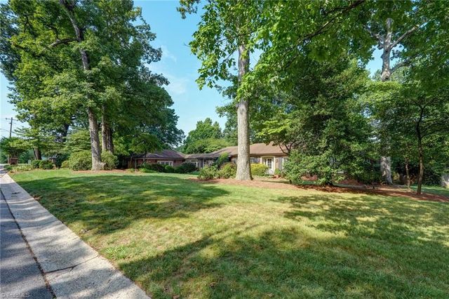 1903 Downing Street, Greensboro, NC 27410