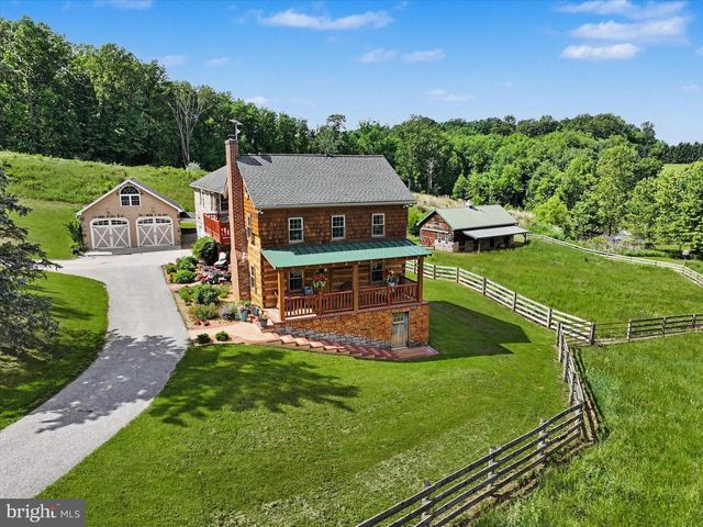 4941 WALTERS HATCHERY RD, Spring Grove, PA 17362