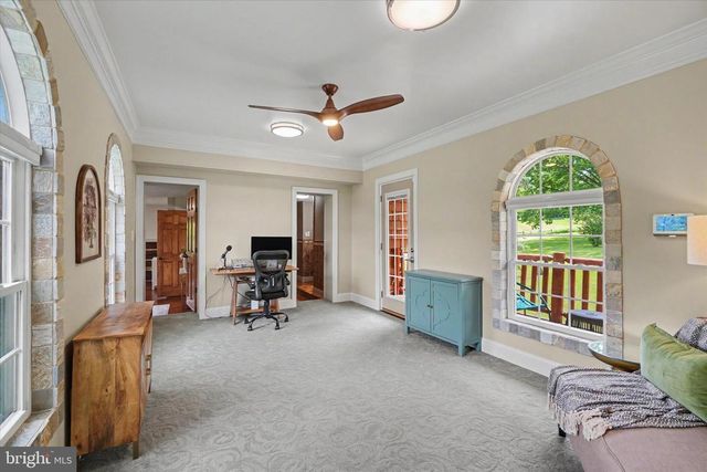 4941 WALTERS HATCHERY RD, Spring Grove, PA 17362