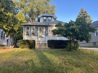 2732 S 96th STREET, West Allis, WI 53227