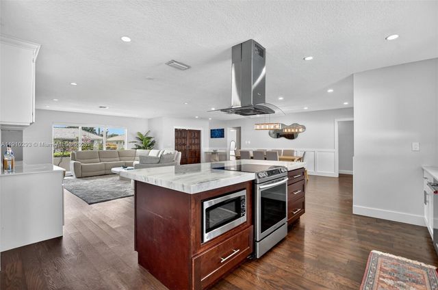 5660 Golfway Dr 0, Boca Raton, FL 33433