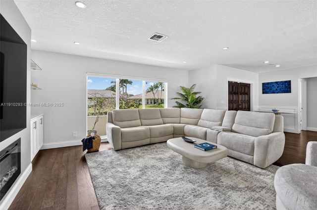 5660 Golfway Dr 0, Boca Raton, FL 33433