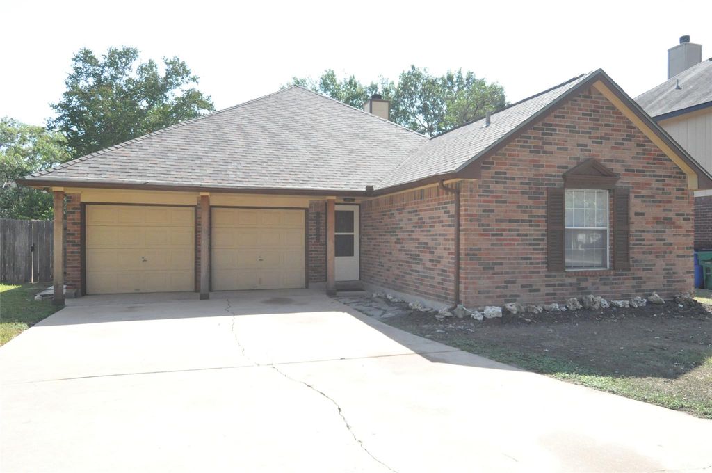 17007 Simsbrook DR, Pflugerville, TX 78660