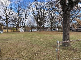 00 Riker Street, Pontiac, MI 48342