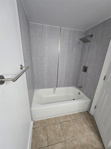 2501 Riverside Drive 207-A, Coral Springs, FL 33065