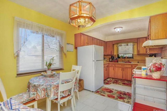 19954 Woodcrest Street, Harper Woods, MI 48225