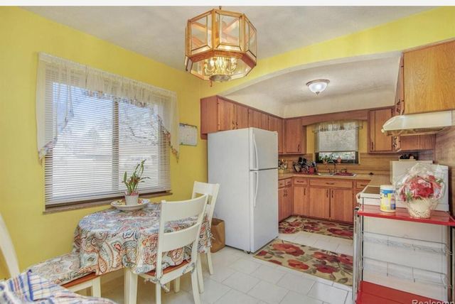 19954 Woodcrest Street, Harper Woods, MI 48225
