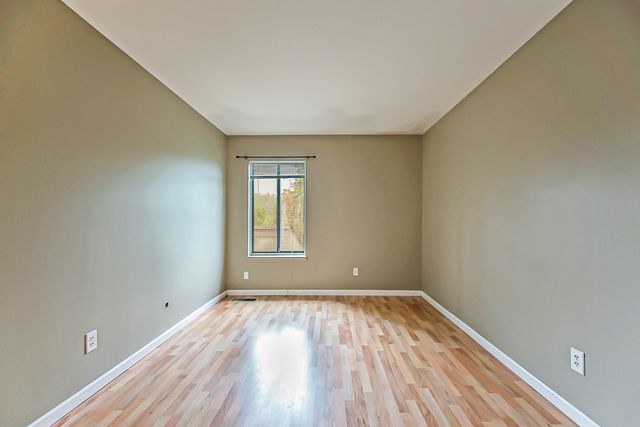 718 Watersedge Drive, Ann Arbor, MI 48105