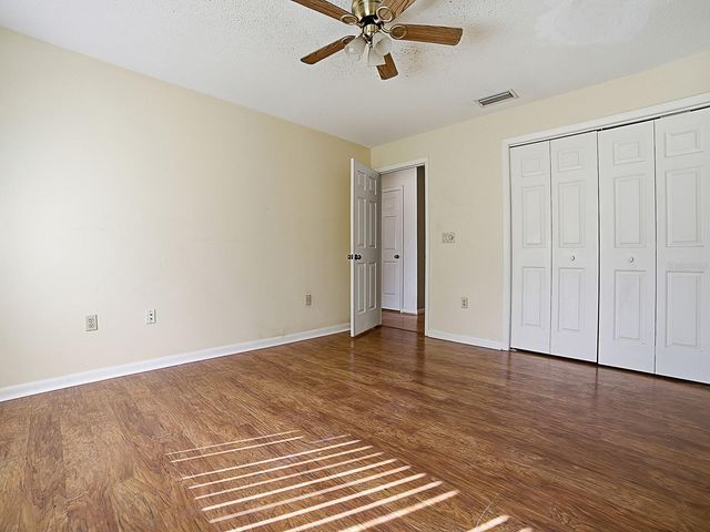 104 PEPPERTREE COURT, Yalaha, FL 34797