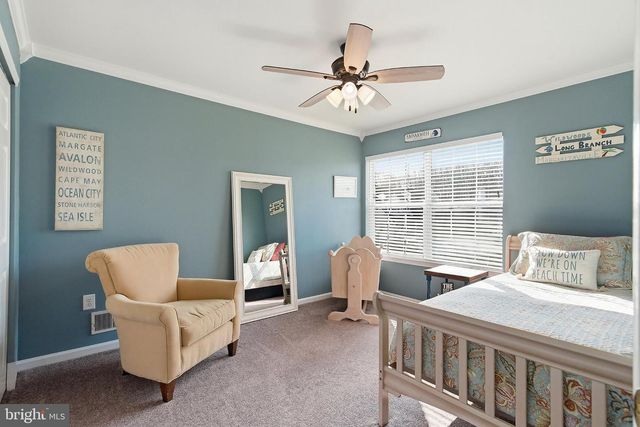 1 EDINBURG CIR, Matawan, NJ 07747