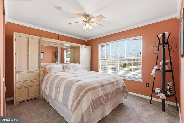 1 EDINBURG CIR, Matawan, NJ 07747