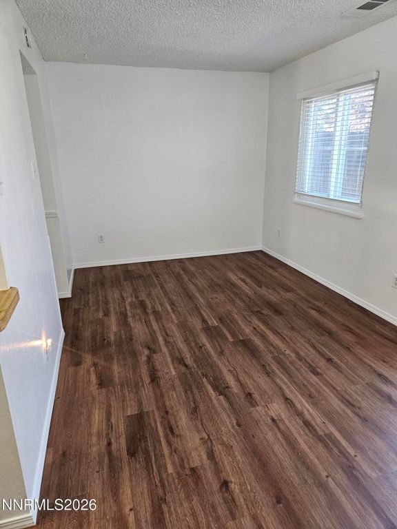 Image 5 of property listing at 2206 Cannonball Road, Sparks, NV 89431