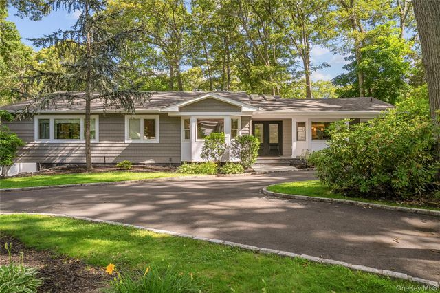 2 Rawlings Drive, Melville, NY 11747