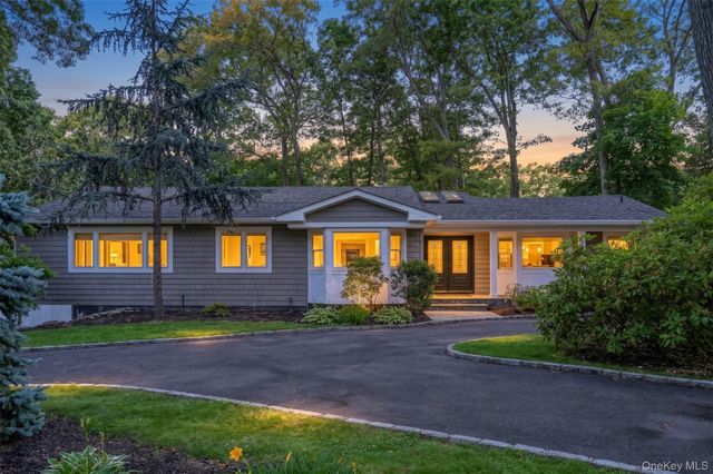 2 Rawlings Drive, Melville, NY 11747