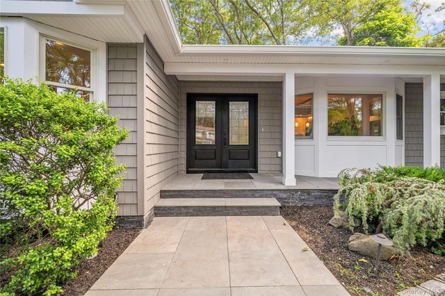 2 Rawlings Drive, Melville, NY 11747