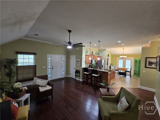 232 Peregrine Circle, Richmond Hill, GA 31324
