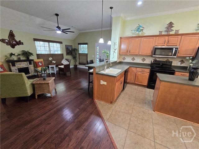 232 Peregrine Circle, Richmond Hill, GA 31324