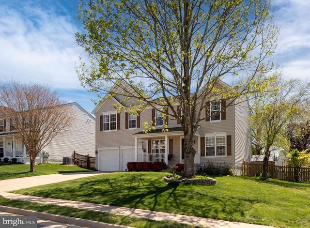 4 GRANITE CT, Fredericksburg, VA 22406