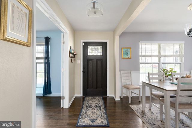 4 GRANITE CT, Fredericksburg, VA 22406