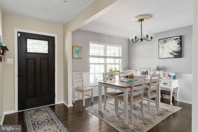 4 GRANITE CT, Fredericksburg, VA 22406