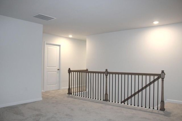 731 Point Place Drive, Loganville, GA 30052