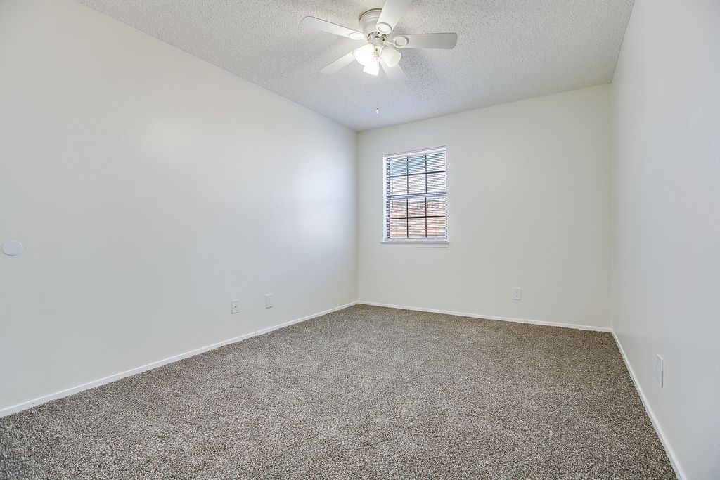 Image 11 of property listing at 806 Van Zandt Street, San Angelo, TX 76905