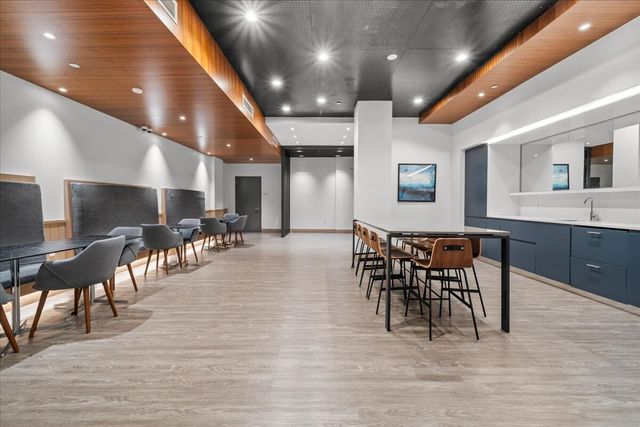 575 4th Ave Apt 3K, New York City, NY 11215