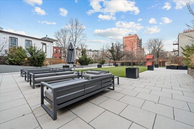 575 4th Ave Apt 3K, New York City, NY 11215