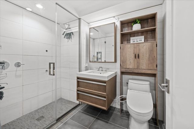 575 4th Ave Apt 3K, New York City, NY 11215