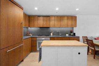 575 4th Ave Apt 3K, New York City, NY 11215