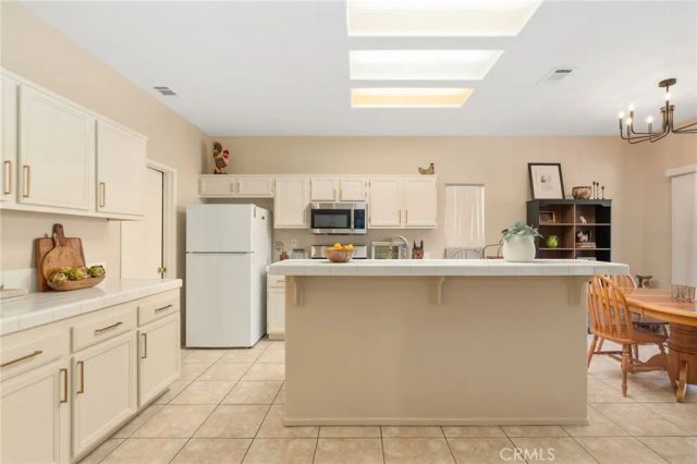 13134 Concord, Victorville, CA 92392