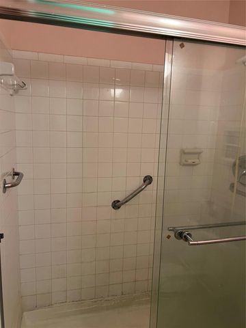 639 N University Drive 17, Plantation, FL 33324