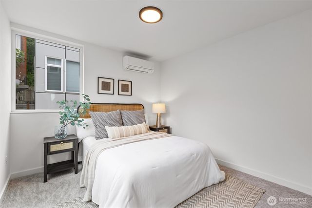 1755 17th Avenue S, Seattle, WA 98144