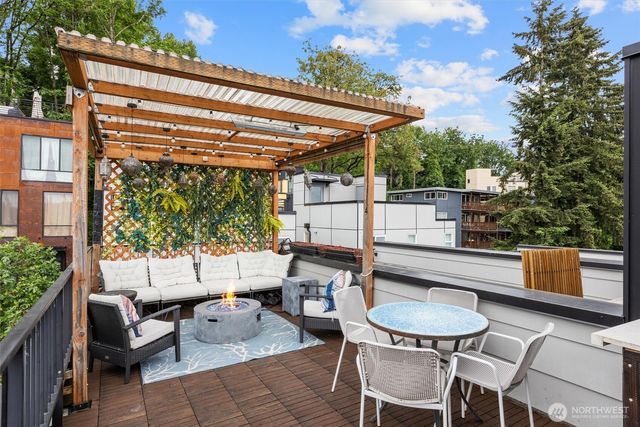 1755 17th Avenue S, Seattle, WA 98144