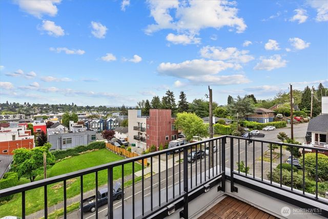 1755 17th Avenue S, Seattle, WA 98144