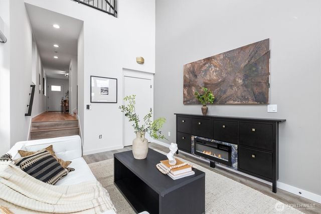 1755 17th Avenue S, Seattle, WA 98144