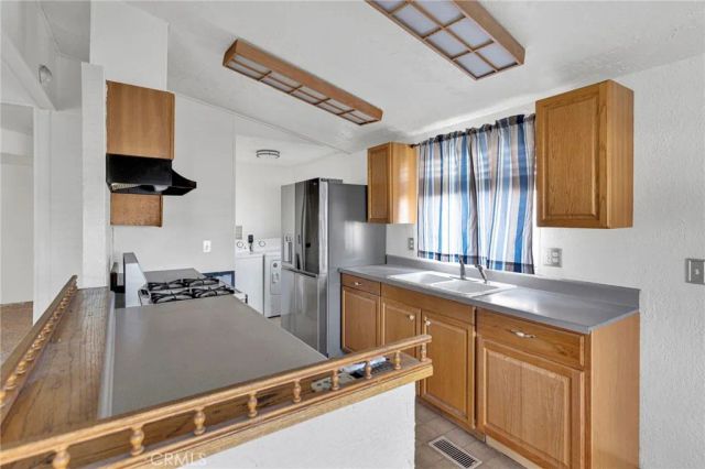 16473 Green Tree 21, Victorville, CA 92395