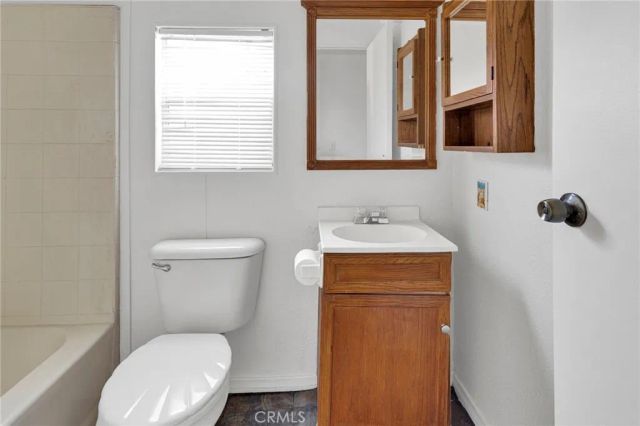 16473 Green Tree 21, Victorville, CA 92395