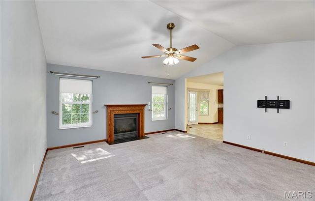 320 Fourbush Court, Winfield, MO 63389