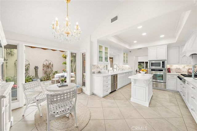 15 Sea Cove, Newport Beach, CA 92660