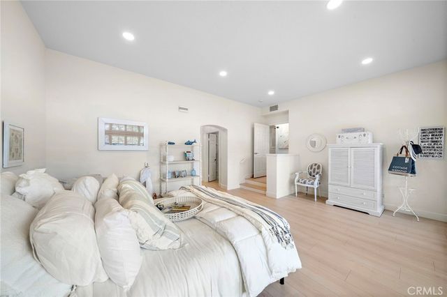 15 Sea Cove, Newport Beach, CA 92660