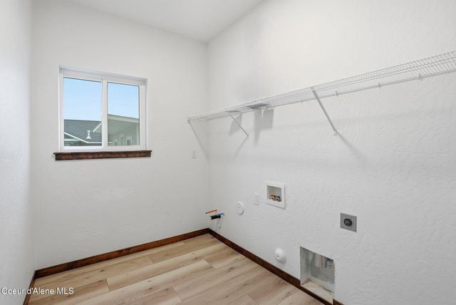 8323 W Splitrail AVE, Rathdrum, ID 83858